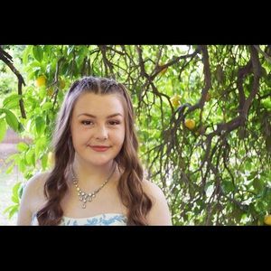 Meet your Posher, Caitlynn